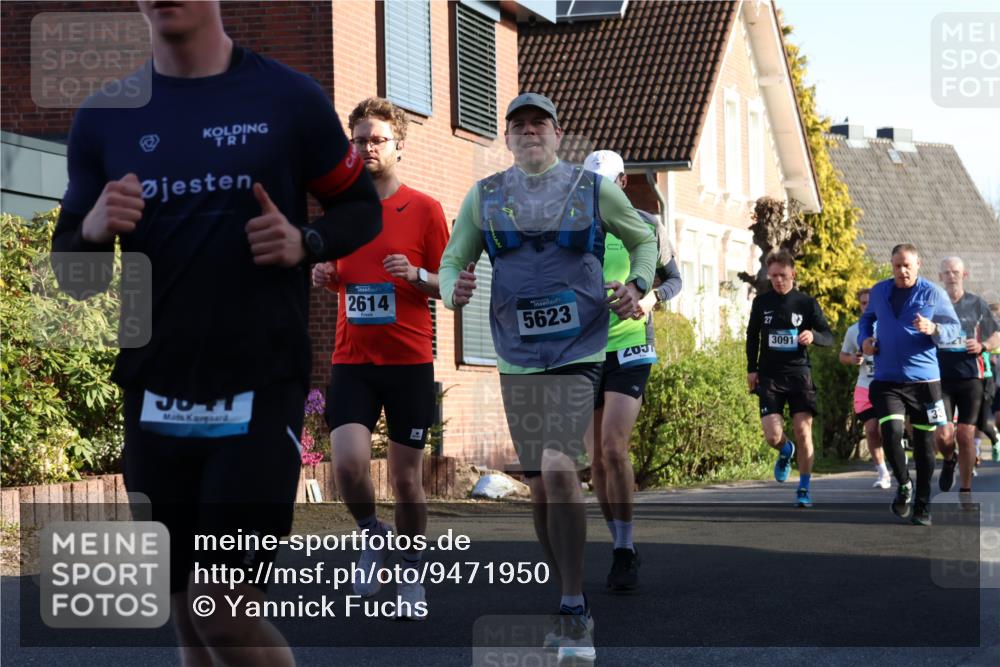 12.04.2026 - 45. Internationalen Wilhelmsburger Insellauf Yannick Fuchs http://msf.ph/oto/9471950 12.04.2026 08:56:47 Laufen 3041, 2614, 5623, 27, 3091, 33 meine-sportfotos.de