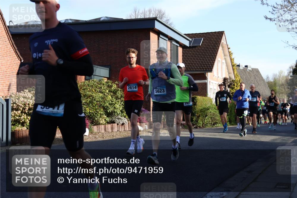 12.04.2026 - 45. Internationalen Wilhelmsburger Insellauf Yannick Fuchs http://msf.ph/oto/9471959 12.04.2026 08:56:48 Laufen 3041, 2614, 5623, 2657, 27, 3091, 5521 meine-sportfotos.de