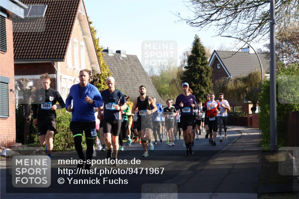 12.04.2026 - 45. Internationalen Wilhelmsburger Insellauf Yannick Fuchs http://msf.ph/oto/9471967 12.04.2026 08:56:49 Laufen 3091, 33, 5521, 4061, 2994, 2710 meine-sportfotos.de