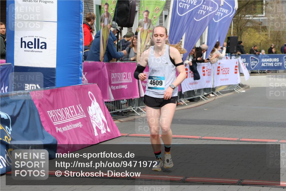 12.04.2026 - 45. Internationalen Wilhelmsburger Insellauf Strokosch-Dieckow http://msf.ph/oto/9471972 12.04.2026 12:52:54 Ziel 4609 meine-sportfotos.de