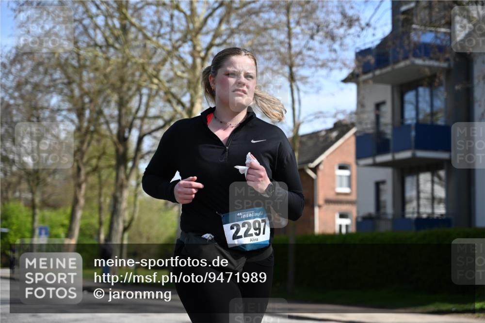 12.04.2026 - 45. Internationalen Wilhelmsburger Insellauf J. Mangold http://msf.ph/oto/9471989 12.04.2026 11:28:23 Ziel 2297, 2429, 2342, 2109 meine-sportfotos.de