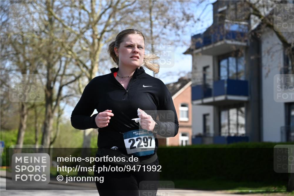 12.04.2026 - 45. Internationalen Wilhelmsburger Insellauf J. Mangold http://msf.ph/oto/9471992 12.04.2026 11:28:23 Ziel 2297, 2429, 2342, 2109 meine-sportfotos.de