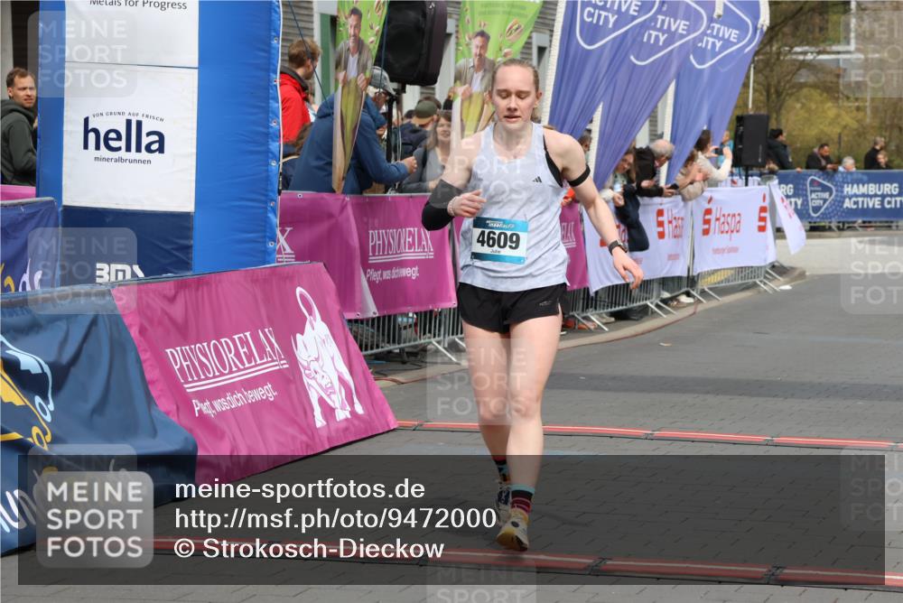 12.04.2026 - 45. Internationalen Wilhelmsburger Insellauf Strokosch-Dieckow http://msf.ph/oto/9472000 12.04.2026 12:52:54 Ziel 4609 meine-sportfotos.de