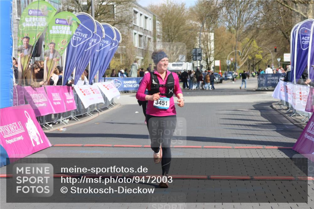 12.04.2026 - 45. Internationalen Wilhelmsburger Insellauf Strokosch-Dieckow http://msf.ph/oto/9472003 12.04.2026 11:28:29 Ziel 3451 meine-sportfotos.de