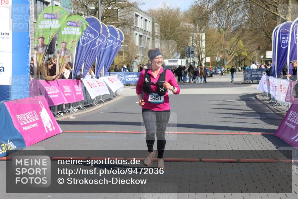 12.04.2026 - 45. Internationalen Wilhelmsburger Insellauf Strokosch-Dieckow http://msf.ph/oto/9472036 12.04.2026 11:28:30 Ziel 3451 meine-sportfotos.de