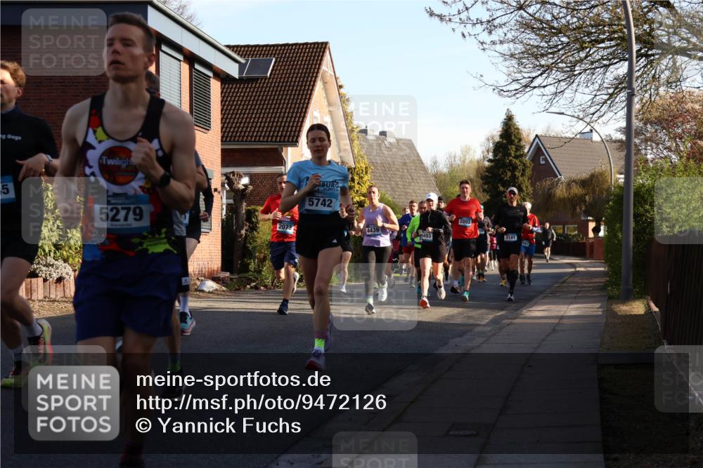 12.04.2026 - 45. Internationalen Wilhelmsburger Insellauf Yannick Fuchs http://msf.ph/oto/9472126 12.04.2026 08:57:02 Laufen 5, 5279, 2073, 21, 0973, 5742, 4439, 1493, 2893, 3141 meine-sportfotos.de