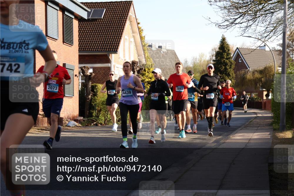 12.04.2026 - 45. Internationalen Wilhelmsburger Insellauf Yannick Fuchs http://msf.ph/oto/9472140 12.04.2026 08:57:03 Laufen 21, 0975, 742, 2073, 46744, 4439, 445, 2893, 048, 3141, 3662 meine-sportfotos.de
