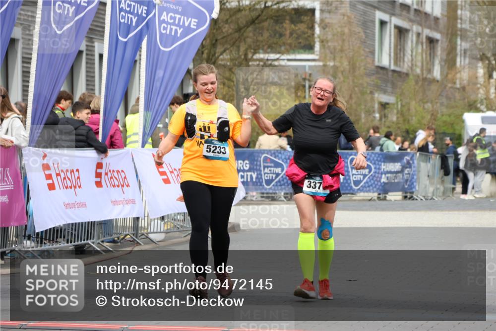 12.04.2026 - 45. Internationalen Wilhelmsburger Insellauf Strokosch-Dieckow http://msf.ph/oto/9472145 12.04.2026 13:36:39 Ziel 5233, 3376 meine-sportfotos.de