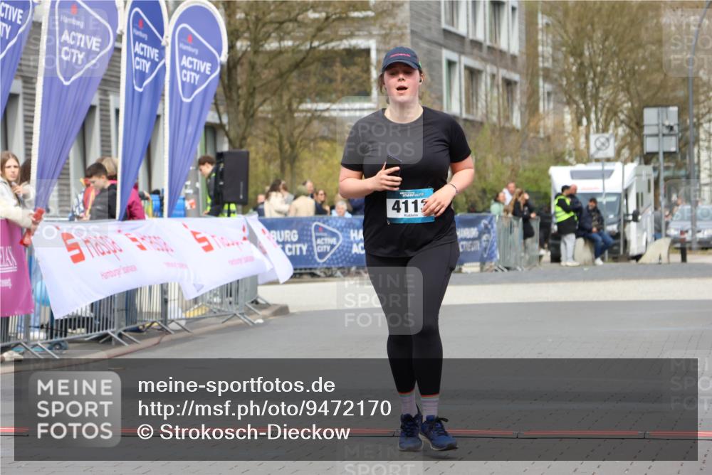 12.04.2026 - 45. Internationalen Wilhelmsburger Insellauf Strokosch-Dieckow http://msf.ph/oto/9472170 12.04.2026 13:36:00 Ziel 3282, 4113 meine-sportfotos.de