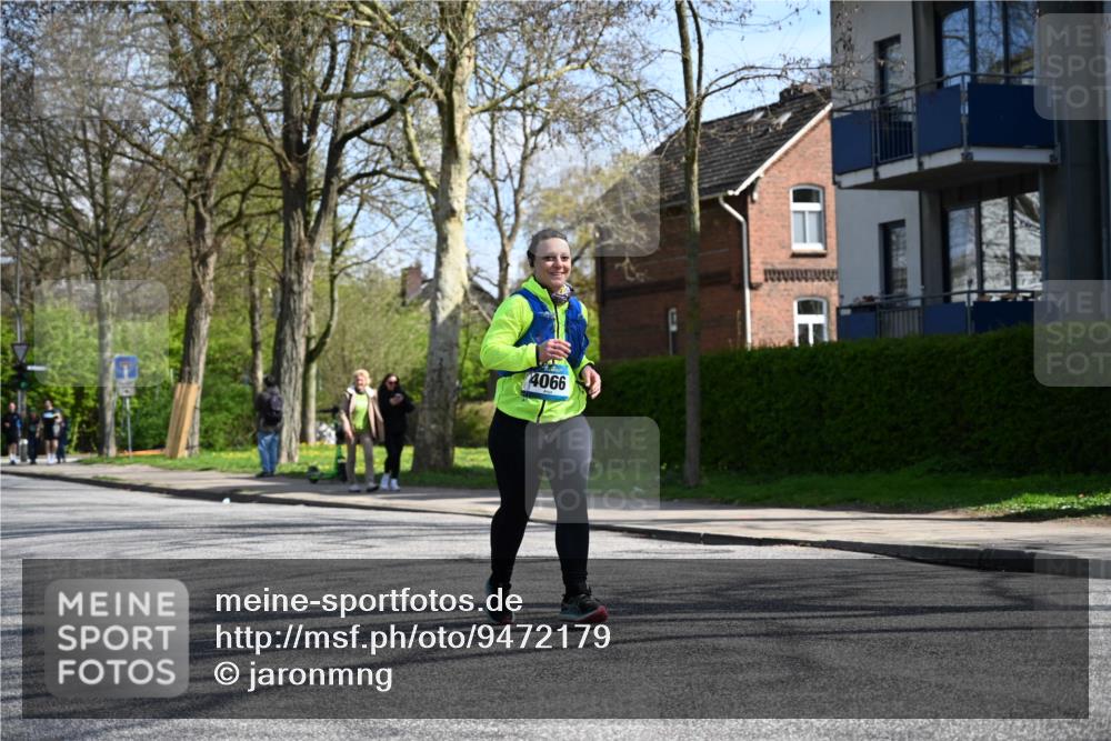 12.04.2026 - 45. Internationalen Wilhelmsburger Insellauf J. Mangold http://msf.ph/oto/9472179 12.04.2026 11:29:08 Ziel 2109, 4066, 3545, 4589 meine-sportfotos.de