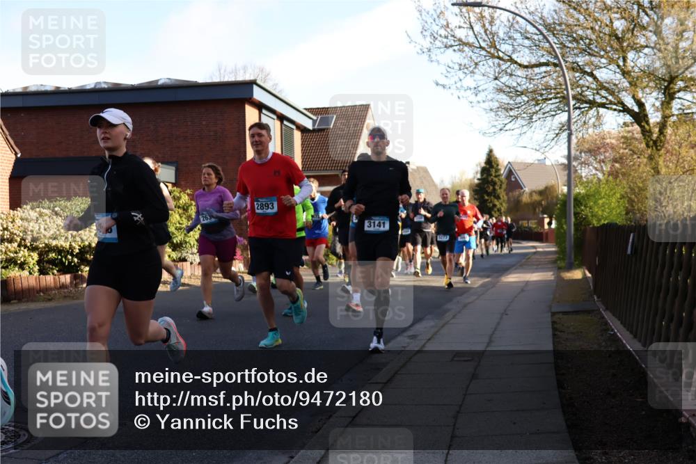 12.04.2026 - 45. Internationalen Wilhelmsburger Insellauf Yannick Fuchs http://msf.ph/oto/9472180 12.04.2026 08:57:06 Laufen 26, 2893, 3141, 5273 meine-sportfotos.de