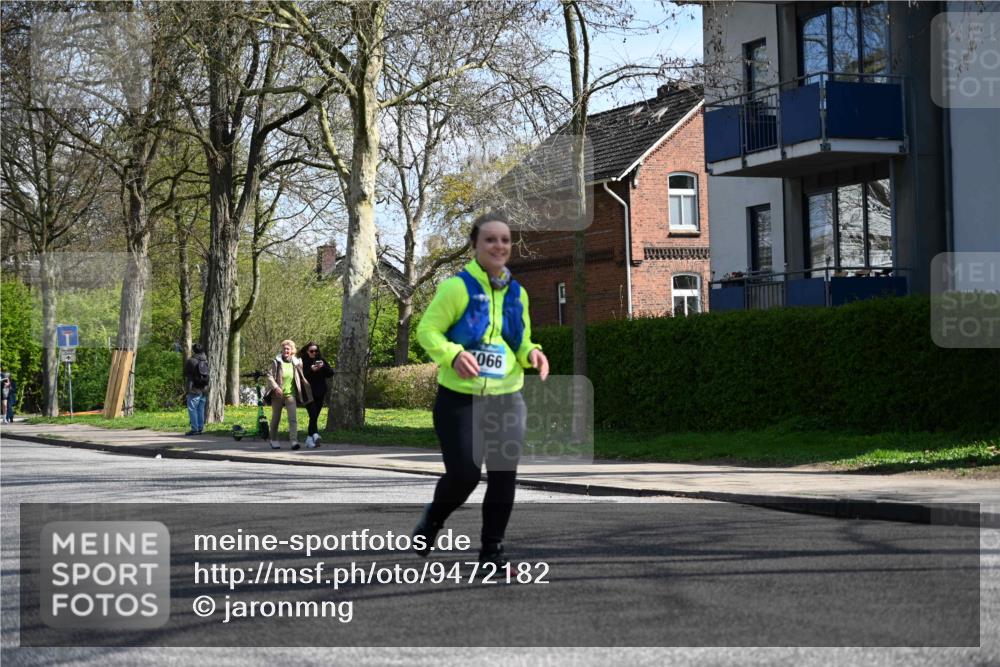 12.04.2026 - 45. Internationalen Wilhelmsburger Insellauf J. Mangold http://msf.ph/oto/9472182 12.04.2026 11:29:08 Ziel 2109, 4066, 3545, 4589 meine-sportfotos.de