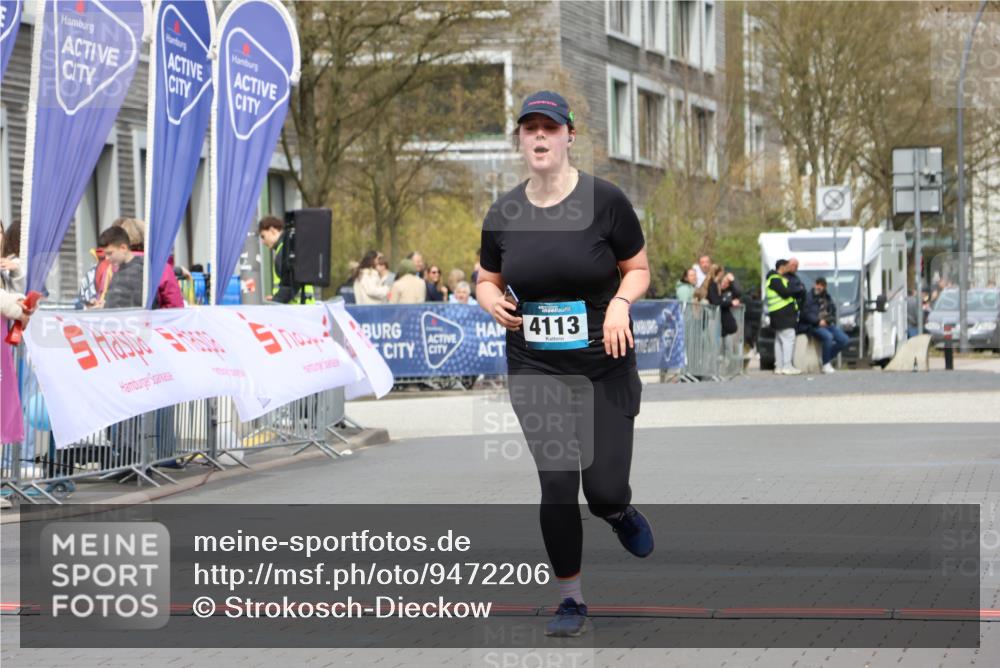 12.04.2026 - 45. Internationalen Wilhelmsburger Insellauf Strokosch-Dieckow http://msf.ph/oto/9472206 12.04.2026 13:36:00 Ziel 3282, 4113 meine-sportfotos.de