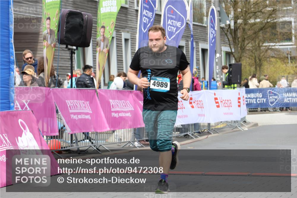 12.04.2026 - 45. Internationalen Wilhelmsburger Insellauf Strokosch-Dieckow http://msf.ph/oto/9472308 12.04.2026 13:35:49 Ziel 4989 meine-sportfotos.de