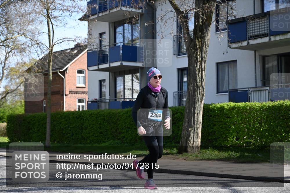 12.04.2026 - 45. Internationalen Wilhelmsburger Insellauf J. Mangold http://msf.ph/oto/9472315 12.04.2026 11:29:31 Ziel 4066, 3545, 4589, 4589, 4784, 3839 meine-sportfotos.de
