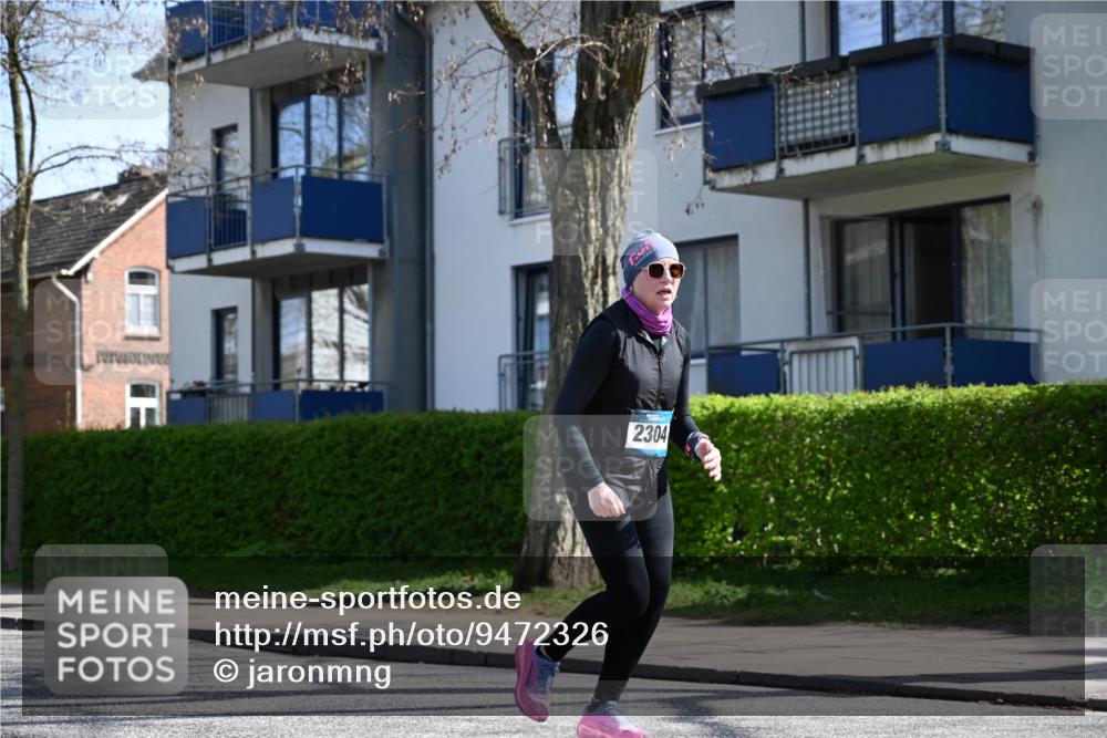 12.04.2026 - 45. Internationalen Wilhelmsburger Insellauf J. Mangold http://msf.ph/oto/9472326 12.04.2026 11:29:32 Ziel 3545, 4589, 4784, 3839, 2697, 2698 meine-sportfotos.de