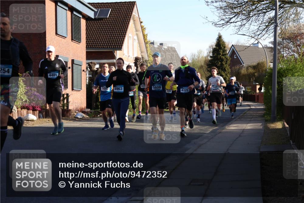 12.04.2026 - 45. Internationalen Wilhelmsburger Insellauf Yannick Fuchs http://msf.ph/oto/9472352 12.04.2026 08:57:20 Laufen 254, 4401, 5050, 361, 4934, 112, 4963, 5609, 2488, 887, 4608, 4325, 4329 meine-sportfotos.de