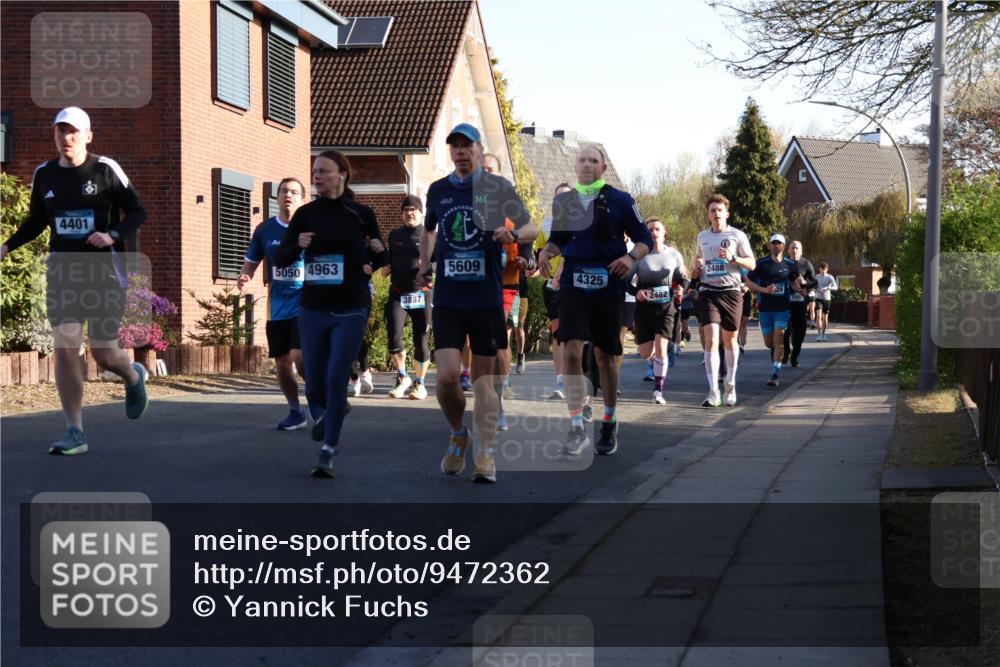 12.04.2026 - 45. Internationalen Wilhelmsburger Insellauf Yannick Fuchs http://msf.ph/oto/9472362 12.04.2026 08:57:21 Laufen 4401, 5050, 4963, 361, 5609, 2488, 4325, 3887, 2482 meine-sportfotos.de