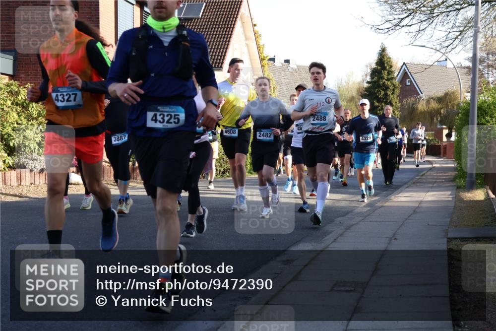 12.04.2026 - 45. Internationalen Wilhelmsburger Insellauf Yannick Fuchs http://msf.ph/oto/9472390 12.04.2026 08:57:23 Laufen 4327, 4325, 3887, 4608, 2482, 49, 6, 48, 12, 2488, 4329 meine-sportfotos.de
