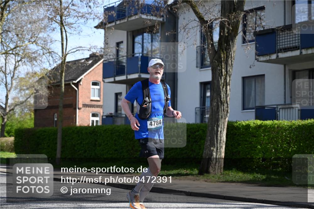 12.04.2026 - 45. Internationalen Wilhelmsburger Insellauf J. Mangold http://msf.ph/oto/9472391 12.04.2026 11:29:40 Ziel 3545, 4589, 4784, 3839, 2697, 2698, 2476, 2498 meine-sportfotos.de