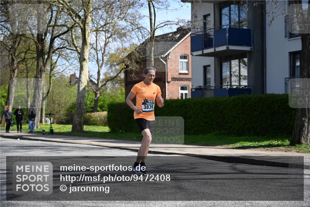 12.04.2026 - 45. Internationalen Wilhelmsburger Insellauf J. Mangold http://msf.ph/oto/9472408 12.04.2026 11:29:47 Ziel 4589, 4784, 3839, 2697, 2698, 2476, 2498 meine-sportfotos.de