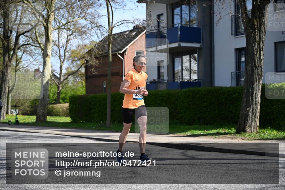 12.04.2026 - 45. Internationalen Wilhelmsburger Insellauf J. Mangold http://msf.ph/oto/9472421 12.04.2026 11:29:47 Ziel 4589, 4784, 3839, 2697, 2698, 2476, 2498 meine-sportfotos.de