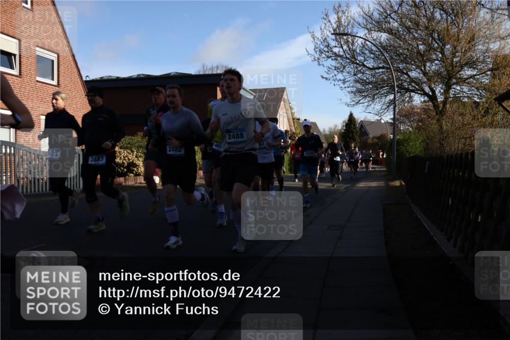12.04.2026 - 45. Internationalen Wilhelmsburger Insellauf Yannick Fuchs http://msf.ph/oto/9472422 12.04.2026 08:57:25 Laufen 112, 2488, 2482, 461, 182, 923, 3887 meine-sportfotos.de