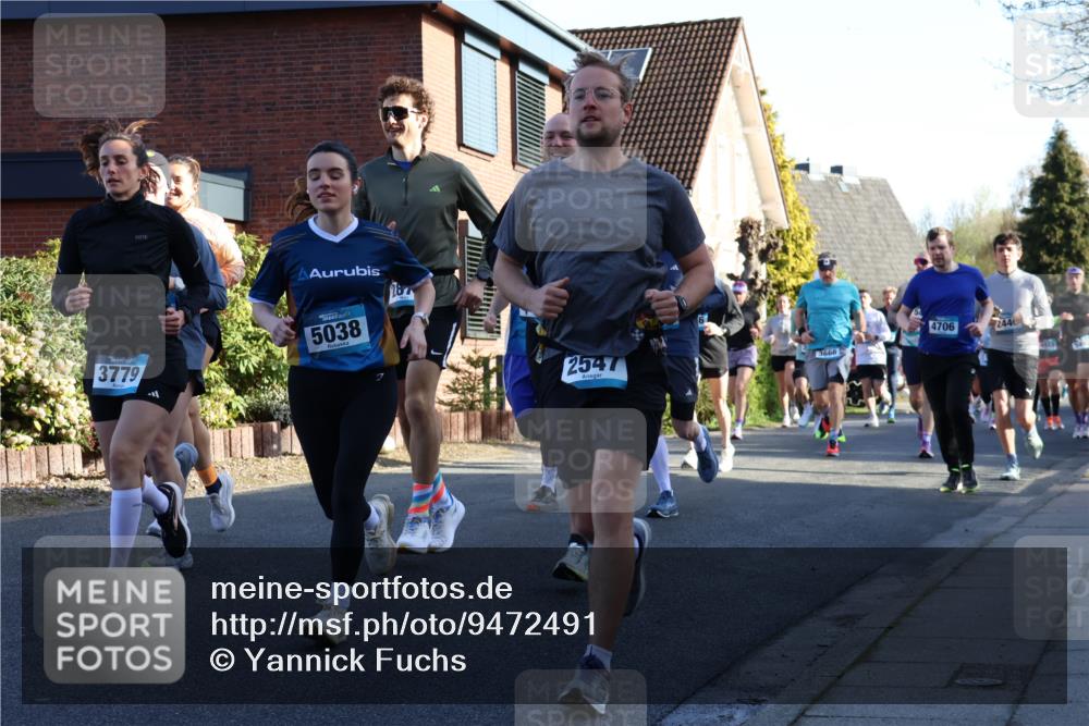 12.04.2026 - 45. Internationalen Wilhelmsburger Insellauf Yannick Fuchs http://msf.ph/oto/9472491 12.04.2026 08:57:31 Laufen 3779, 5038, 2547, 3666, 4706, 244 meine-sportfotos.de