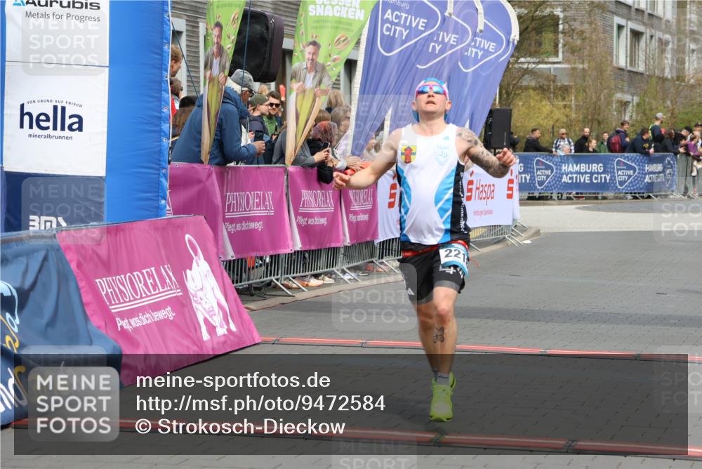 12.04.2026 - 45. Internationalen Wilhelmsburger Insellauf Strokosch-Dieckow http://msf.ph/oto/9472584 12.04.2026 12:53:33 Ziel 2218, 4183, 3749 meine-sportfotos.de