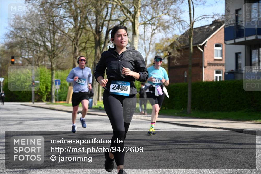 12.04.2026 - 45. Internationalen Wilhelmsburger Insellauf J. Mangold http://msf.ph/oto/9472609 12.04.2026 11:30:38 Ziel 4737, 2480, 3111, 2524, 2475, 2279 meine-sportfotos.de