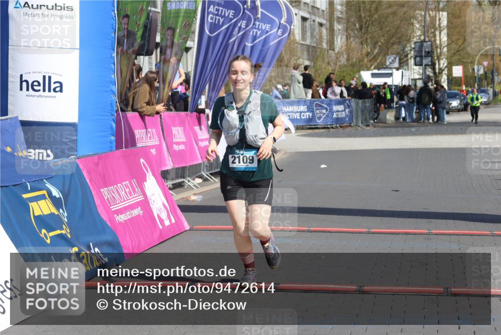 12.04.2026 - 45. Internationalen Wilhelmsburger Insellauf Strokosch-Dieckow http://msf.ph/oto/9472614 12.04.2026 11:29:24 Ziel 2342, 2109 meine-sportfotos.de