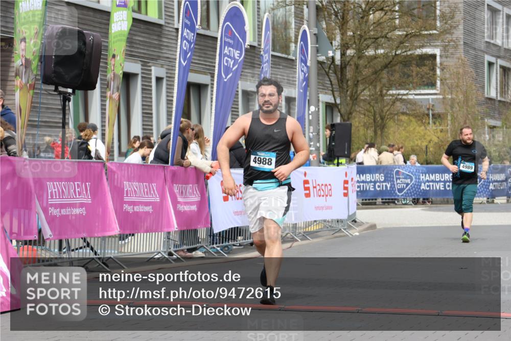 12.04.2026 - 45. Internationalen Wilhelmsburger Insellauf Strokosch-Dieckow http://msf.ph/oto/9472615 12.04.2026 13:35:43 Ziel 4988 meine-sportfotos.de
