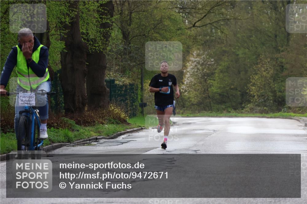 12.04.2026 - 45. Internationalen Wilhelmsburger Insellauf Yannick Fuchs http://msf.ph/oto/9472671 12.04.2026 09:57:00 Laufen  meine-sportfotos.de