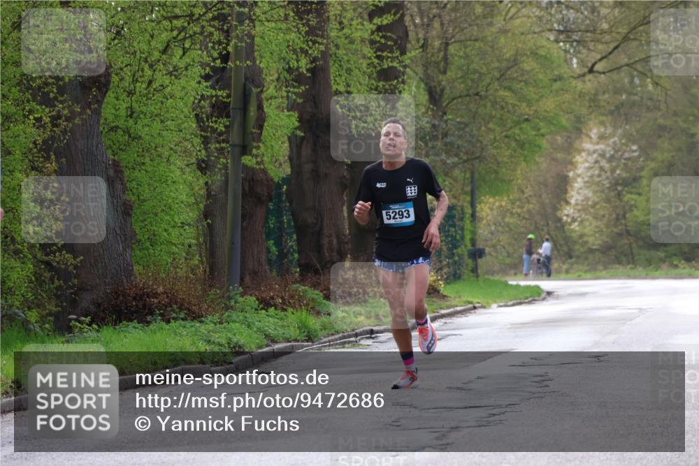 12.04.2026 - 45. Internationalen Wilhelmsburger Insellauf Yannick Fuchs http://msf.ph/oto/9472686 12.04.2026 09:57:02 Laufen 5293 meine-sportfotos.de