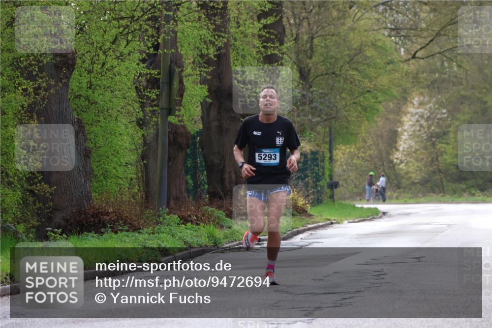 12.04.2026 - 45. Internationalen Wilhelmsburger Insellauf Yannick Fuchs http://msf.ph/oto/9472694 12.04.2026 09:57:02 Laufen 5293 meine-sportfotos.de