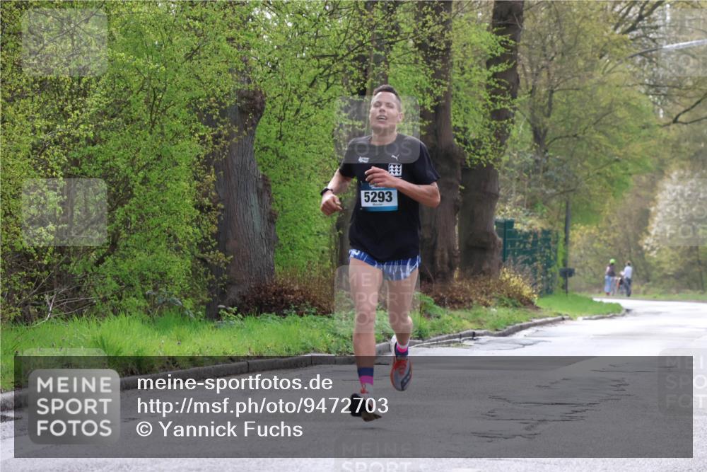 12.04.2026 - 45. Internationalen Wilhelmsburger Insellauf Yannick Fuchs http://msf.ph/oto/9472703 12.04.2026 09:57:04 Laufen 5293 meine-sportfotos.de