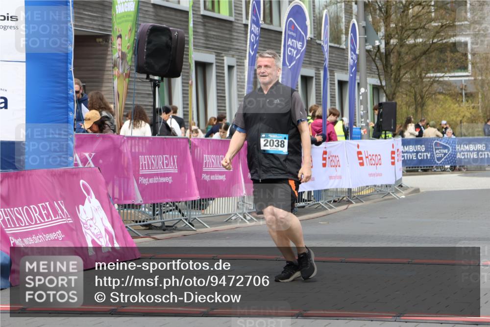 12.04.2026 - 45. Internationalen Wilhelmsburger Insellauf Strokosch-Dieckow http://msf.ph/oto/9472706 12.04.2026 13:35:30 Ziel 2038 meine-sportfotos.de