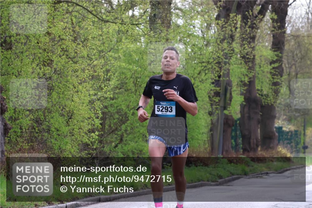 12.04.2026 - 45. Internationalen Wilhelmsburger Insellauf Yannick Fuchs http://msf.ph/oto/9472715 12.04.2026 09:57:05 Laufen 5293 meine-sportfotos.de