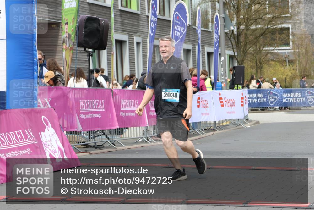 12.04.2026 - 45. Internationalen Wilhelmsburger Insellauf Strokosch-Dieckow http://msf.ph/oto/9472725 12.04.2026 13:35:30 Ziel 2038 meine-sportfotos.de