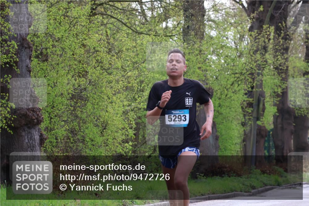 12.04.2026 - 45. Internationalen Wilhelmsburger Insellauf Yannick Fuchs http://msf.ph/oto/9472726 12.04.2026 09:57:06 Laufen 5293 meine-sportfotos.de