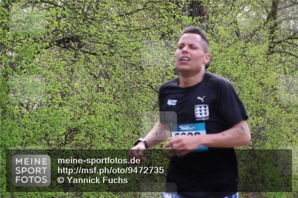 12.04.2026 - 45. Internationalen Wilhelmsburger Insellauf Yannick Fuchs http://msf.ph/oto/9472735 12.04.2026 09:57:07 Laufen  meine-sportfotos.de