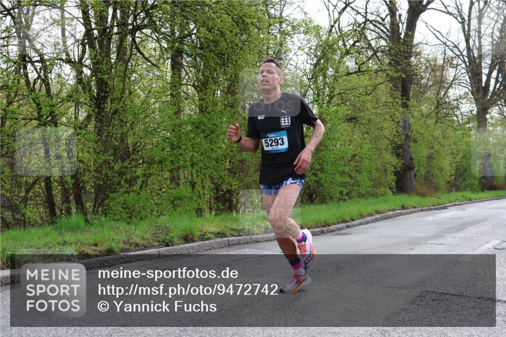 12.04.2026 - 45. Internationalen Wilhelmsburger Insellauf Yannick Fuchs http://msf.ph/oto/9472742 12.04.2026 09:57:07 Laufen 5293 meine-sportfotos.de