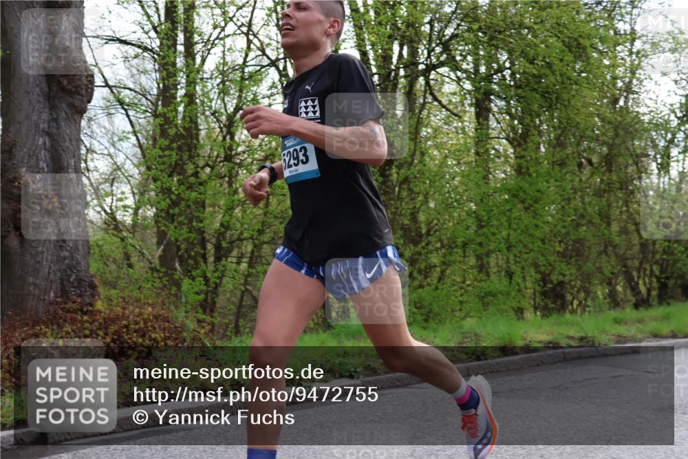 12.04.2026 - 45. Internationalen Wilhelmsburger Insellauf Yannick Fuchs http://msf.ph/oto/9472755 12.04.2026 09:57:08 Laufen 5293 meine-sportfotos.de