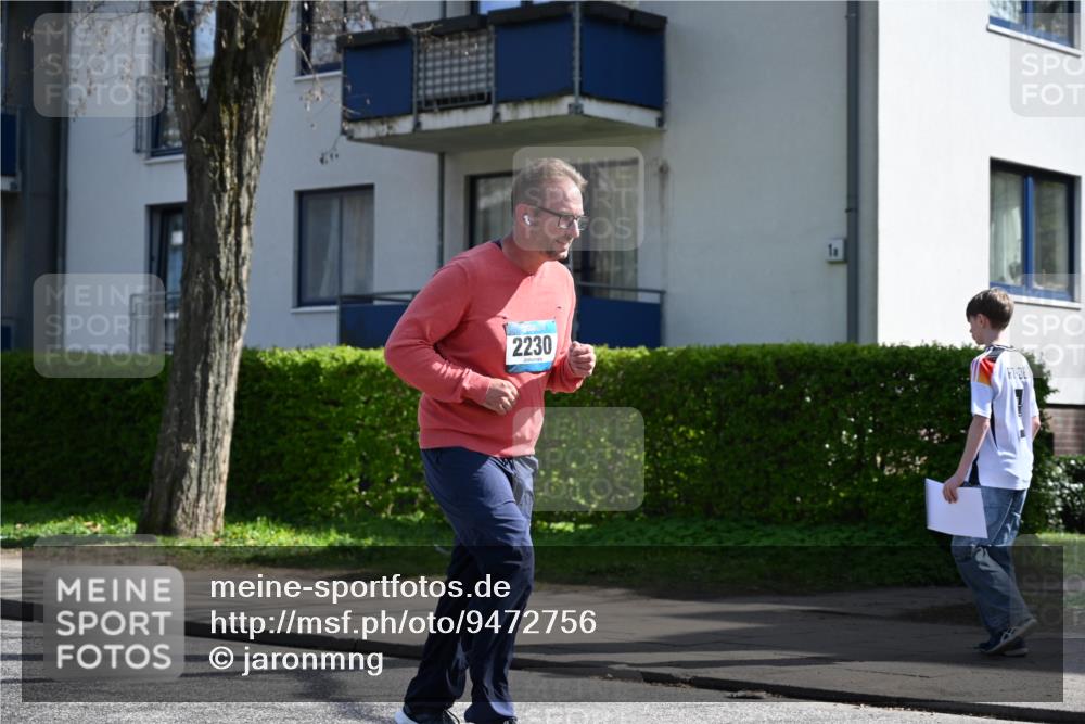 12.04.2026 - 45. Internationalen Wilhelmsburger Insellauf J. Mangold http://msf.ph/oto/9472756 12.04.2026 11:32:50 Ziel 2244, 2245, 3474, 4509, 3474, 4509, 2230, 2233 meine-sportfotos.de