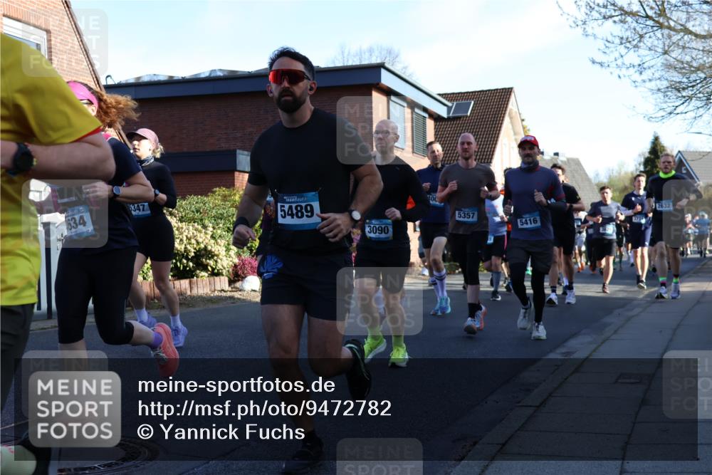 12.04.2026 - 45. Internationalen Wilhelmsburger Insellauf Yannick Fuchs http://msf.ph/oto/9472782 12.04.2026 08:57:51 Laufen 634, 5347, 5489, 3090, 400, 5357, 2632, 5416 meine-sportfotos.de