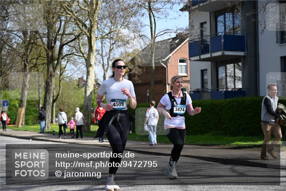 12.04.2026 - 45. Internationalen Wilhelmsburger Insellauf J. Mangold http://msf.ph/oto/9472795 12.04.2026 11:32:58 Ziel 3474, 4509, 2230, 2233, 4939 meine-sportfotos.de
