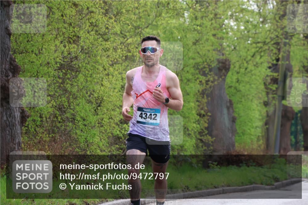 12.04.2026 - 45. Internationalen Wilhelmsburger Insellauf Yannick Fuchs http://msf.ph/oto/9472797 12.04.2026 09:57:47 Laufen 4342 meine-sportfotos.de
