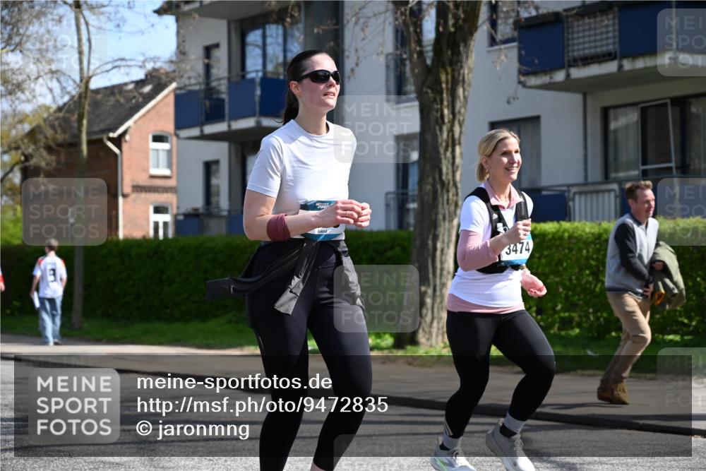 12.04.2026 - 45. Internationalen Wilhelmsburger Insellauf J. Mangold http://msf.ph/oto/9472835 12.04.2026 11:32:59 Ziel 3474, 4509, 2230, 2233, 4939 meine-sportfotos.de