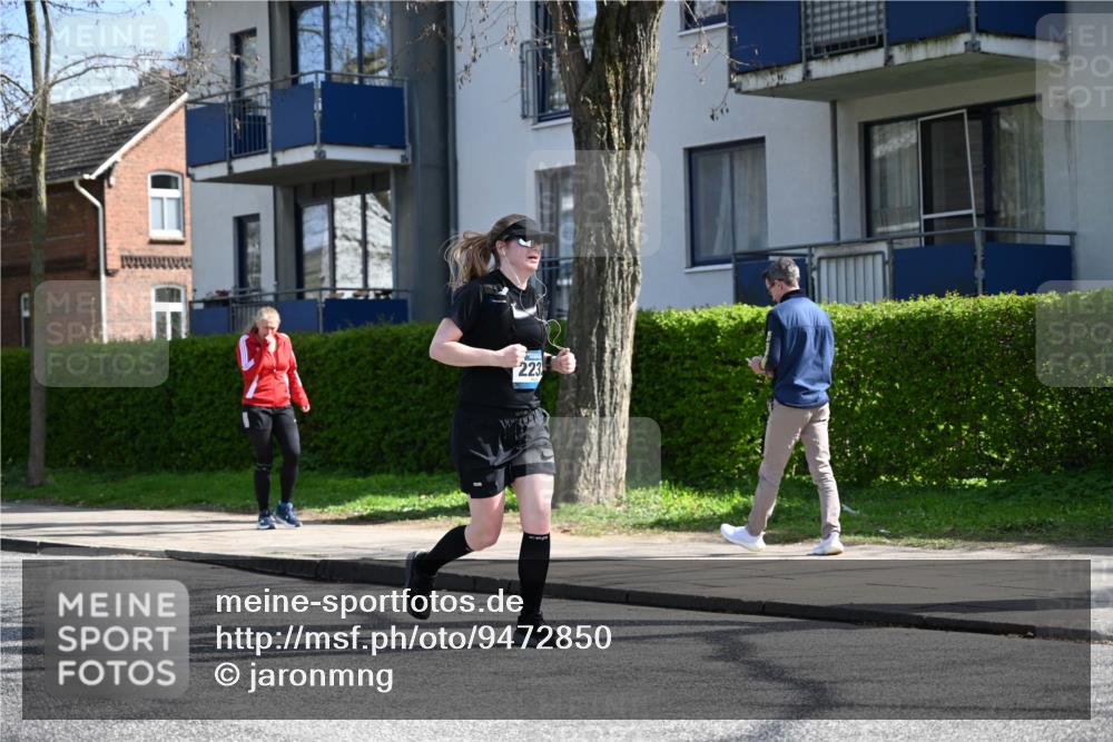 12.04.2026 - 45. Internationalen Wilhelmsburger Insellauf J. Mangold http://msf.ph/oto/9472850 12.04.2026 11:33:12 Ziel 3474, 4509, 2230, 2233, 4939 meine-sportfotos.de