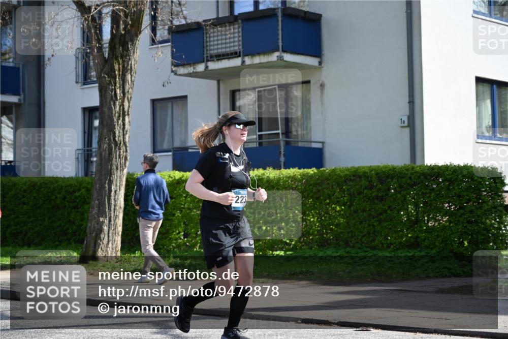 12.04.2026 - 45. Internationalen Wilhelmsburger Insellauf J. Mangold http://msf.ph/oto/9472878 12.04.2026 11:33:13 Ziel 3474, 4509, 2230, 2233, 4939 meine-sportfotos.de